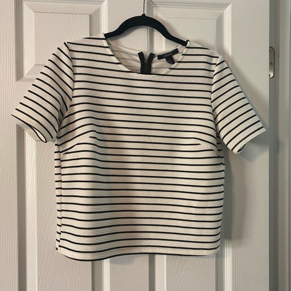 Black and white strip top